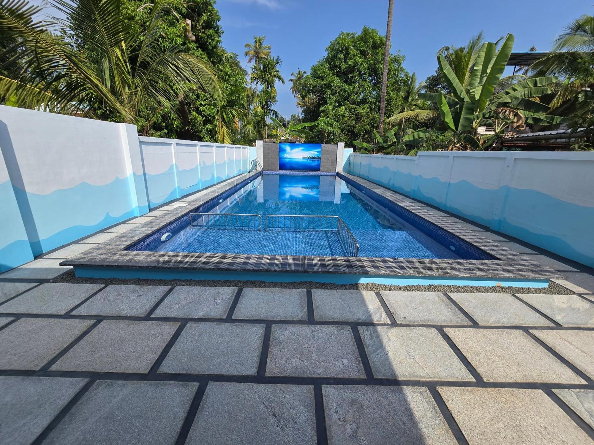 Cherai Beach Palace Екстериор снимка