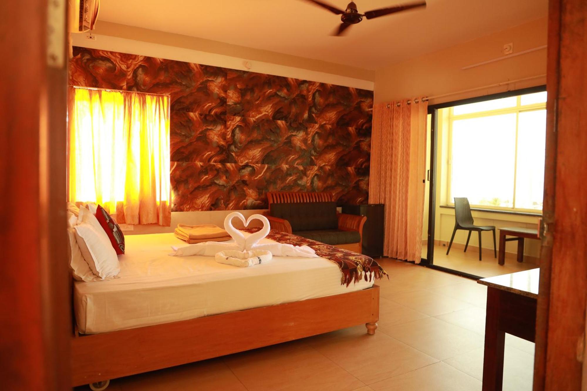 Cherai Beach Palace Екстериор снимка