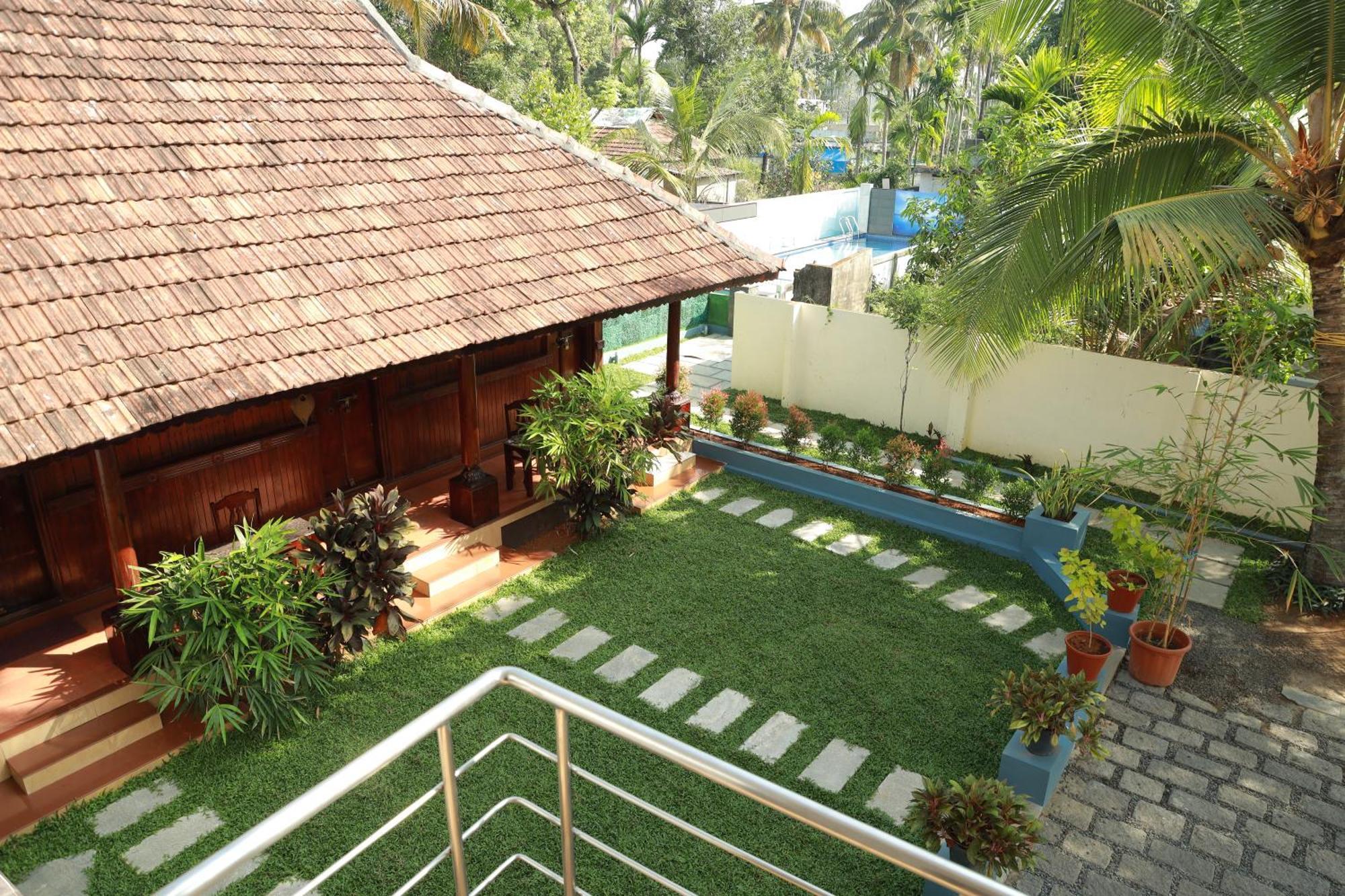Cherai Beach Palace Екстериор снимка